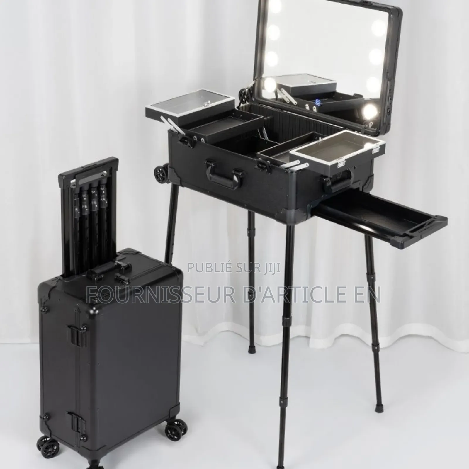 Mallette De Maquillage Professionnelle Pour Maquilleurs.