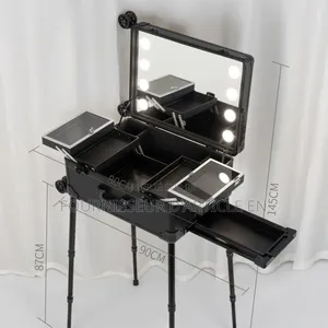 Mallette De Maquillage Professionnelle Pour Maquilleurs.