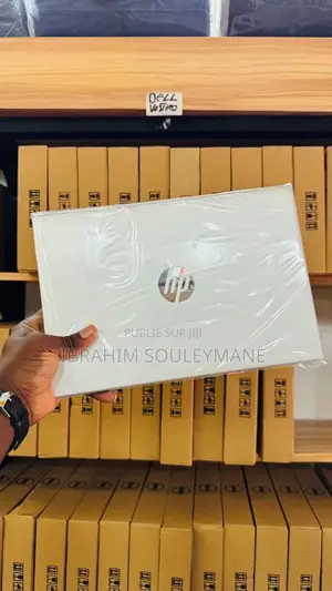 Nouveau HP EliteBook 840 G3 32GB Intel Core 5 SSD 512GB