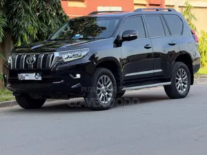 Toyota Land Cruiser Prado 2020 Noir