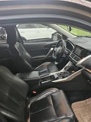 Mitsubishi Eclipse Cross 1.5 AWD 2019 Argenté