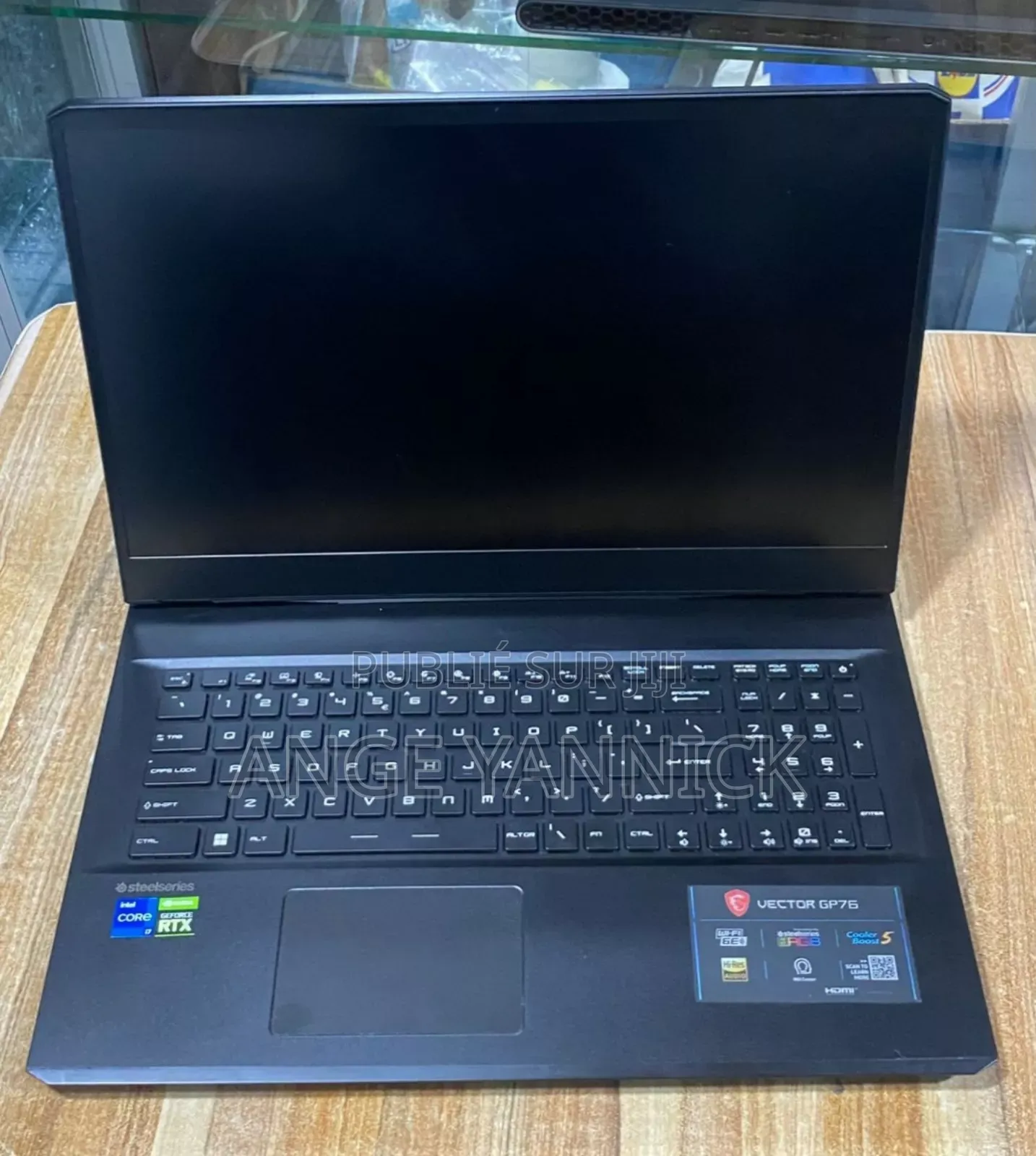 Nouveau MSI Vector 16 HX AI A2XWIG 16GB Intel Core i7 SSD 1T