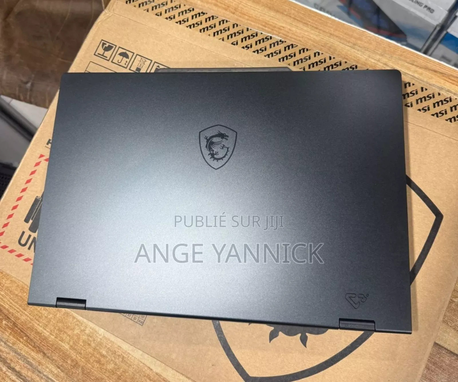 Nouveau Ordinateur portable MSI Cyborg 14 16GB Intel Core i7 SSD 512GB