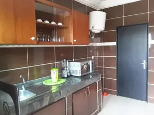 Meublé 1chbre Studio dans Cocody à Louer