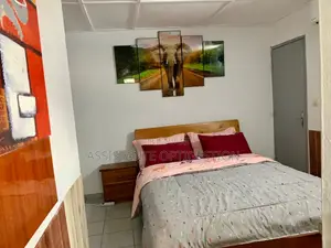 Meublé 1chbre Studio dans Cocody à Louer