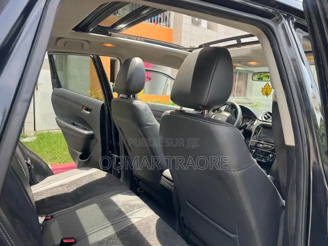 Suzuki Vitara 2024 Noir