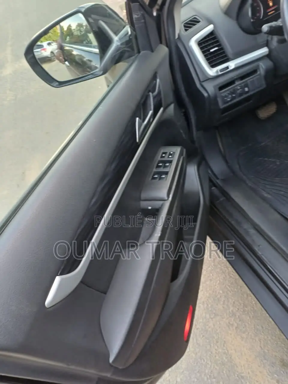 Dongfeng Glory 2020 Noir