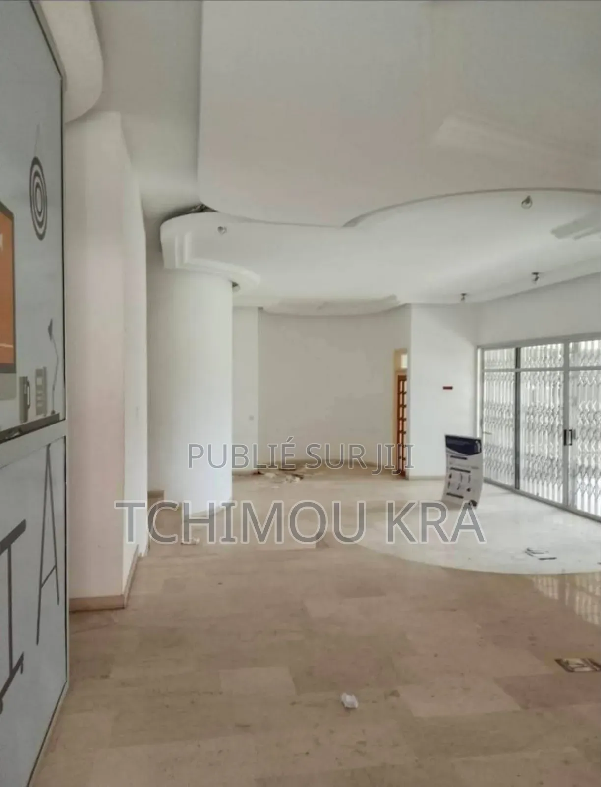 9chbre Duplex dans Mr Kimou Kra, Deux Plateaux à Louer