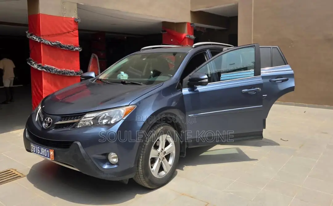 Toyota RAV4 2015 Bleu