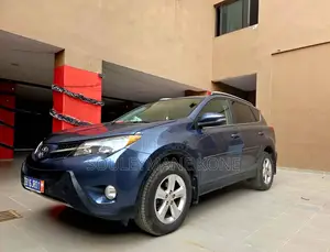 Toyota RAV4 2015 Bleu