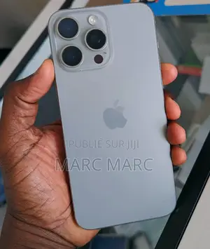 Apple iPhone 15 Pro Max 256 GB Gris