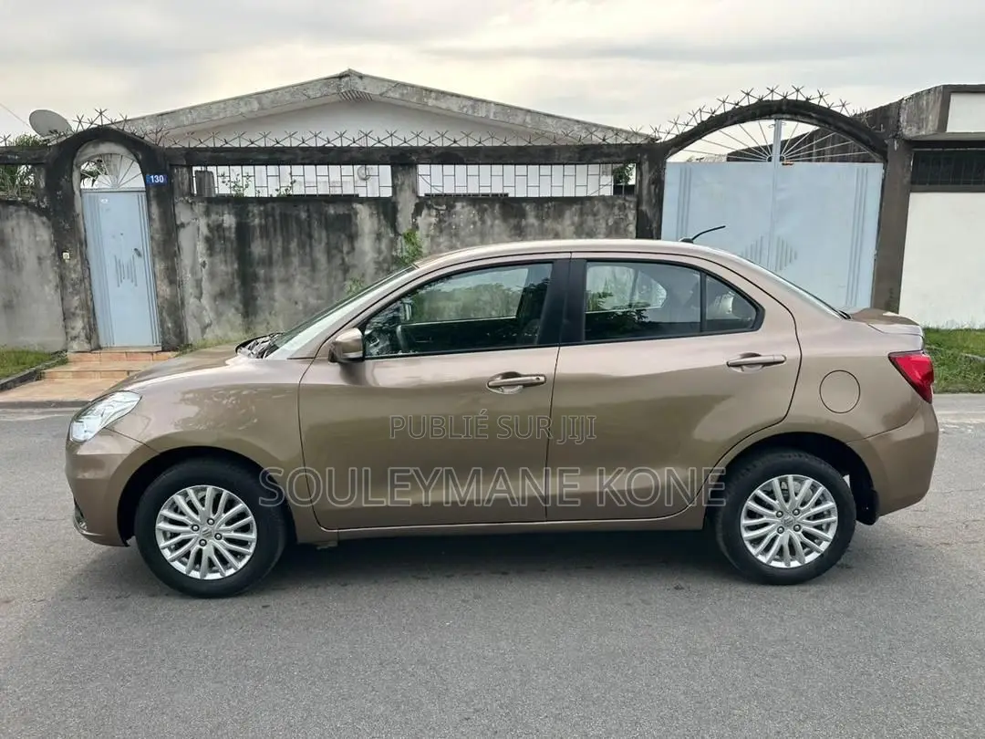 Suzuki Dzire 2024 Gris