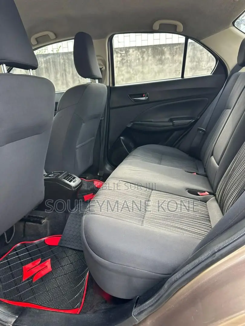 Suzuki Dzire 2024 Gris