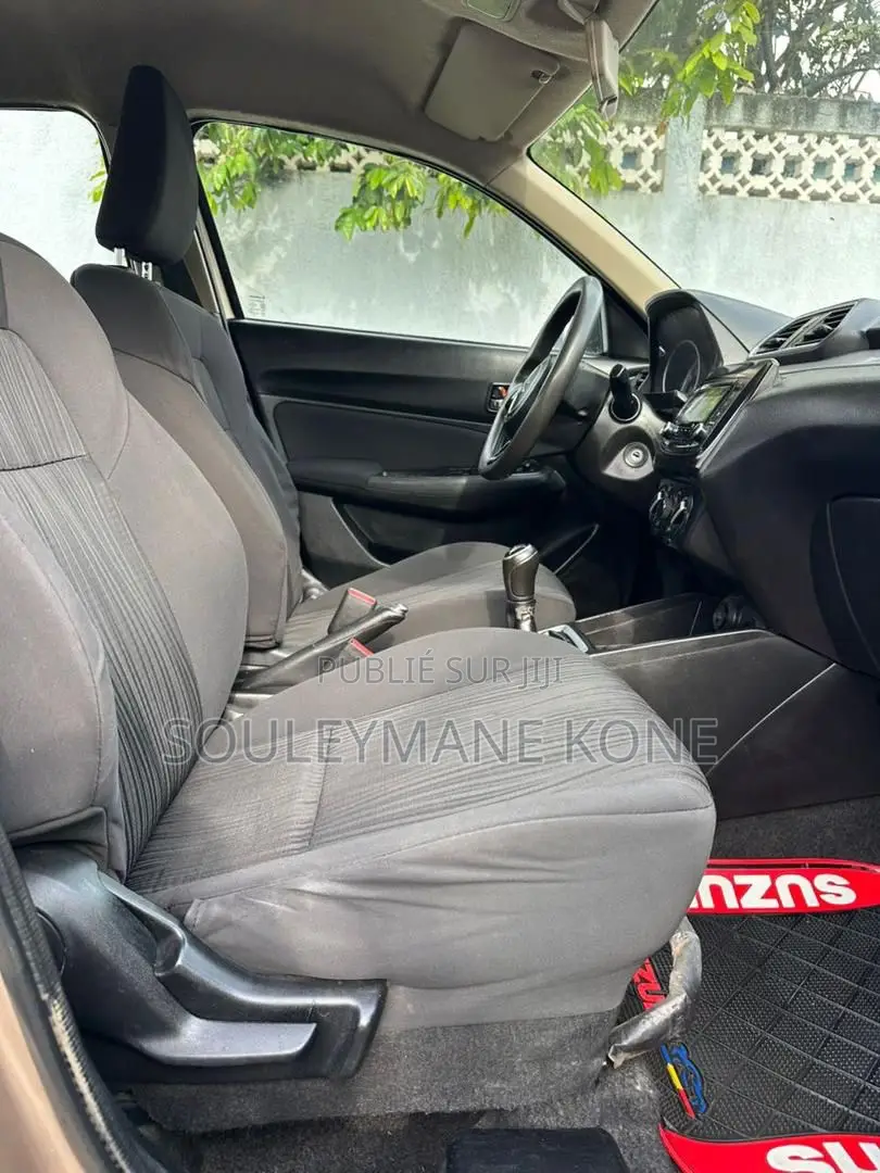 Suzuki Dzire 2024 Gris