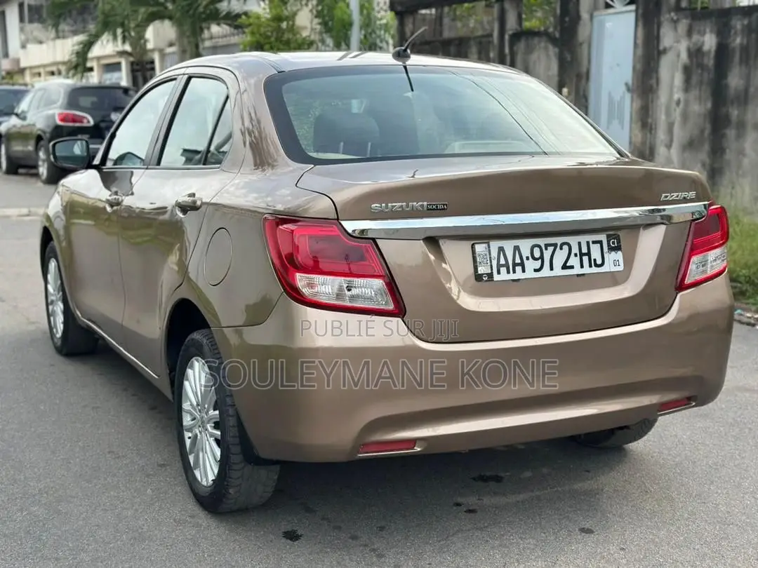 Suzuki Dzire 2024 Gris
