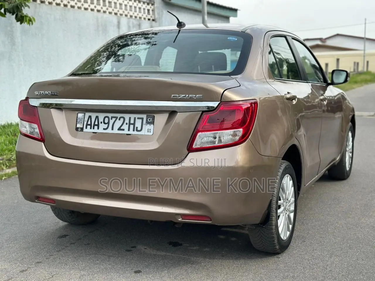 Suzuki Dzire 2024 Gris