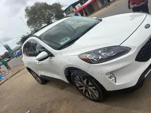 Ford Escape S 2021 Blanc