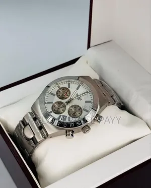 Montre Homme Et Femme Disponible