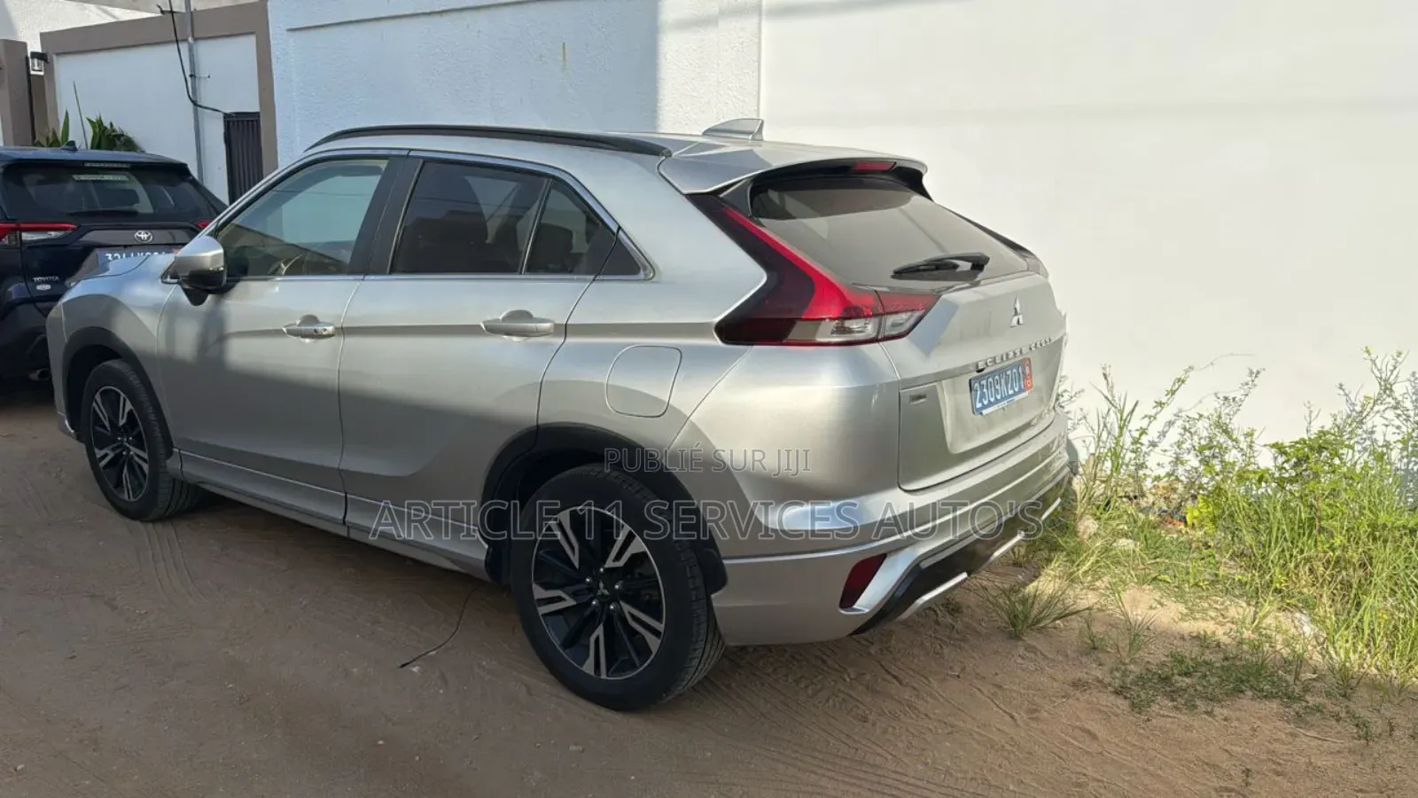 Mitsubishi Eclipse 2022 Gris