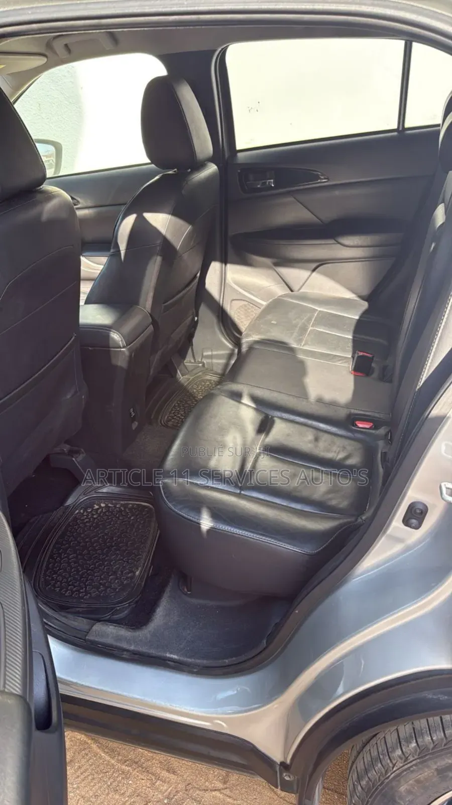 Mitsubishi Eclipse 2022 Gris