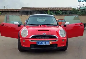 Mini Cooper 2009 Rouge