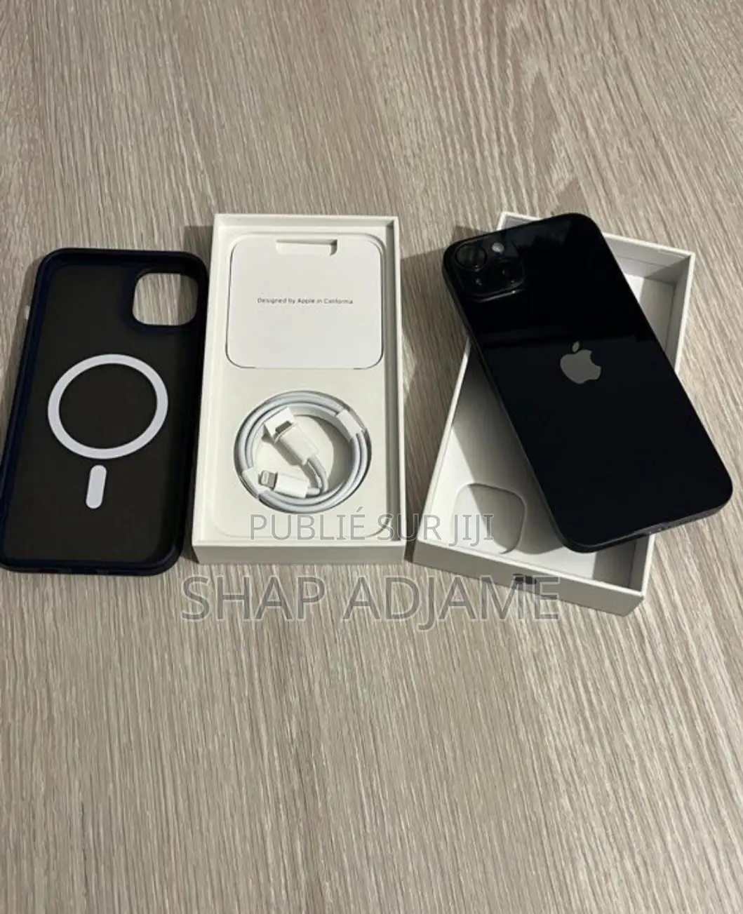 Nouveau Apple iPhone 14 Plus 128 GB Noir