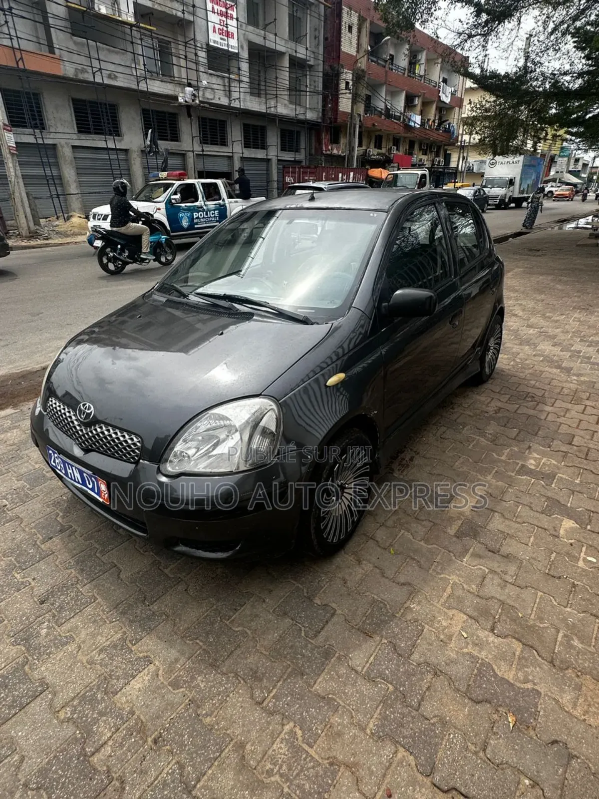 Toyota Yaris 2003 Noir