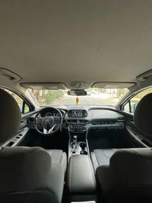 Hyundai Santa Fe Limited 2021 Blanc cassé