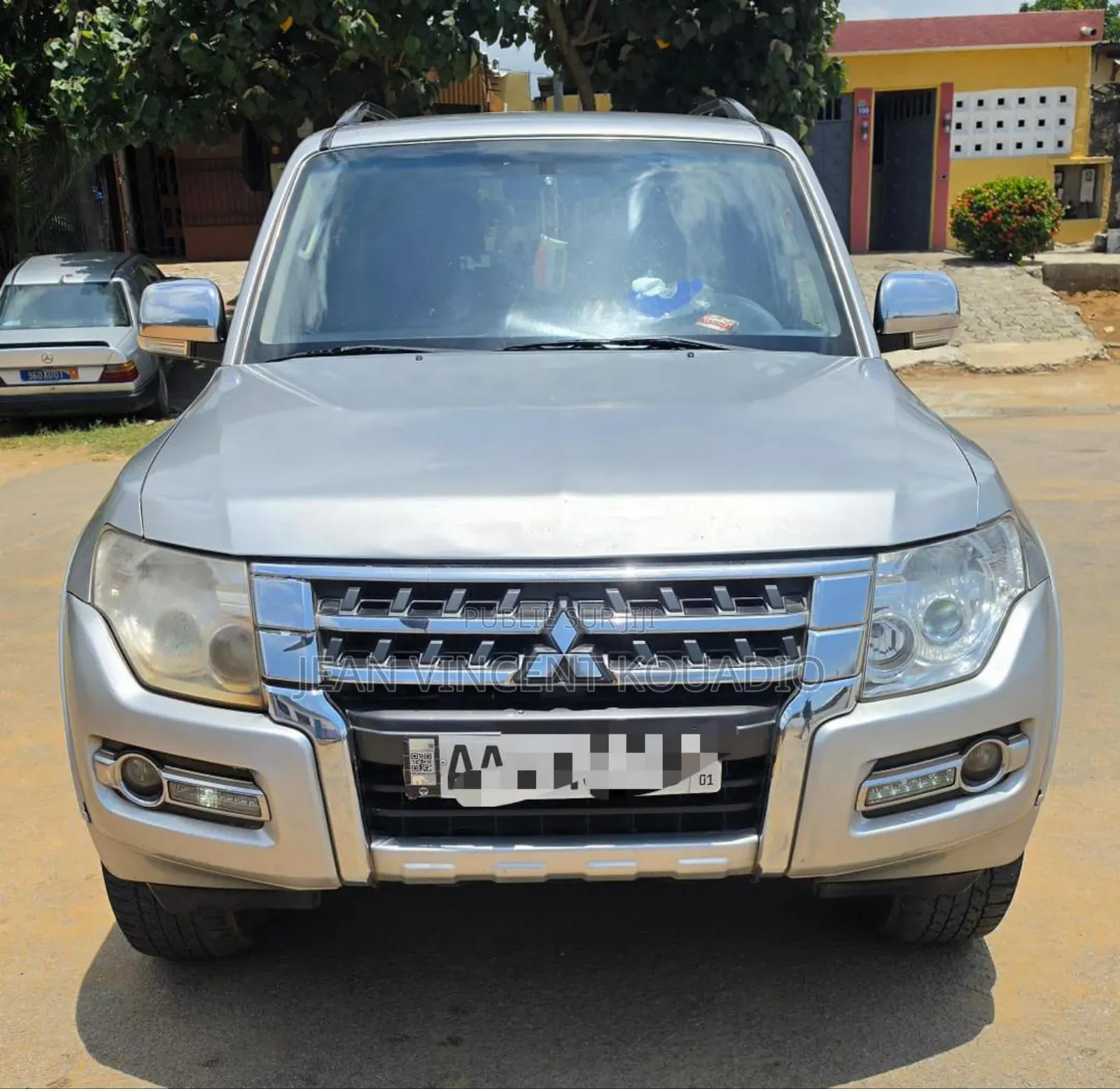 Mitsubishi Pajero V80 3.2 DI-D 2020 Blanc cassé