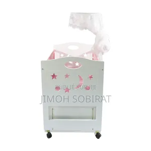 Berceau Bébé en Bois Naturel – Balancelle Douce Éveillée