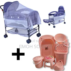 Lit Bébé Avec Berceau Et Accessoires