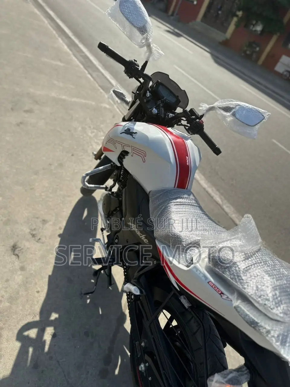 Nouveau TVS Autre 2022 Blanc