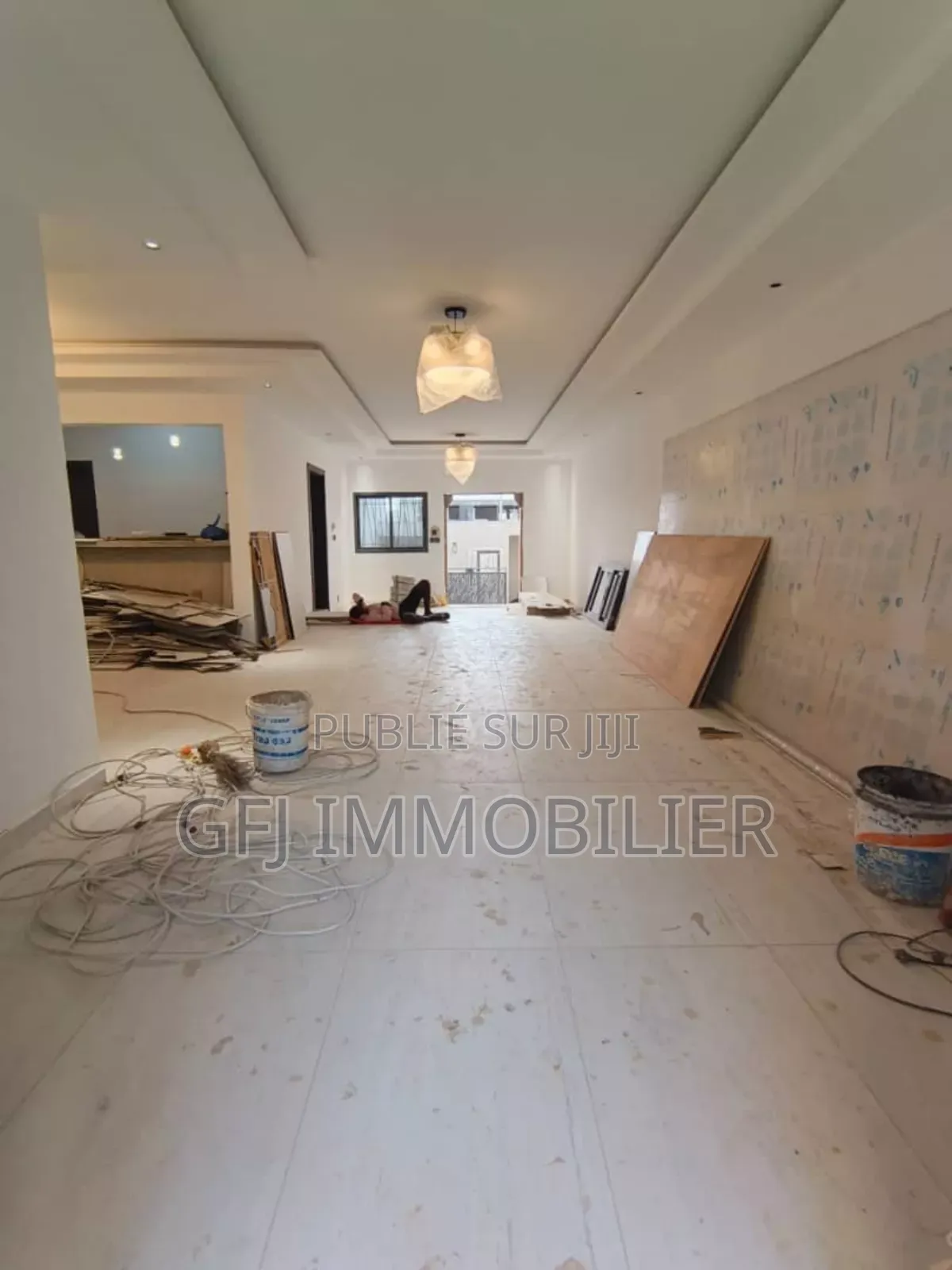 5chbre Duplex dans Francis Gweh, Cocody à Vendre