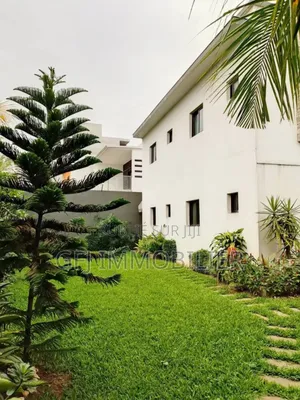 6chbre Duplex dans Francis Gweh, Cocody à Vendre