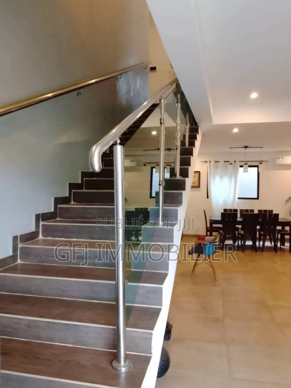 6chbre Duplex dans Francis Gweh, Cocody à Vendre