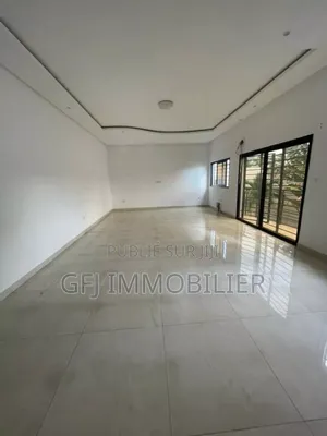 6chbre Duplex dans Francis Gweh, Cocody à Vendre