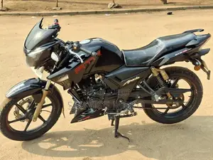 Nouveau TVS Apache 180 RTR 2020 Noir