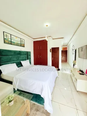 Meublé Studio dans Mt Service Location, Cocody à Louer