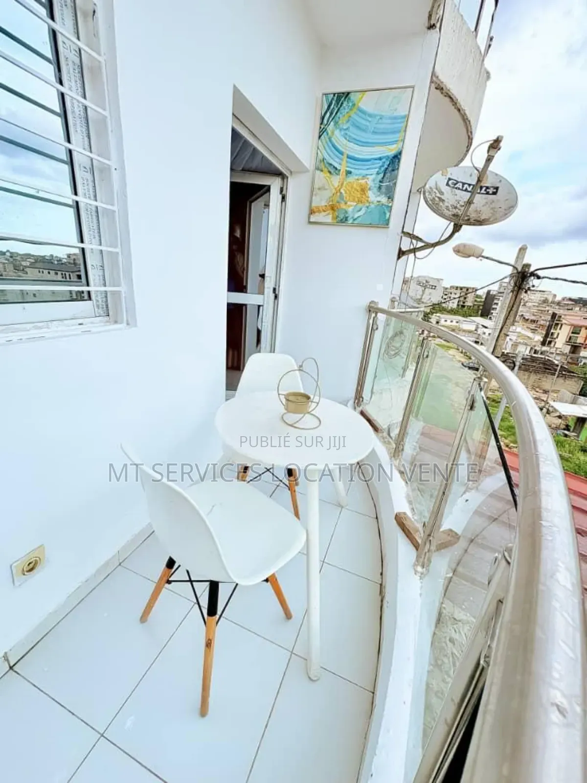 Meublé Studio dans Mt Service Location, Cocody à Louer