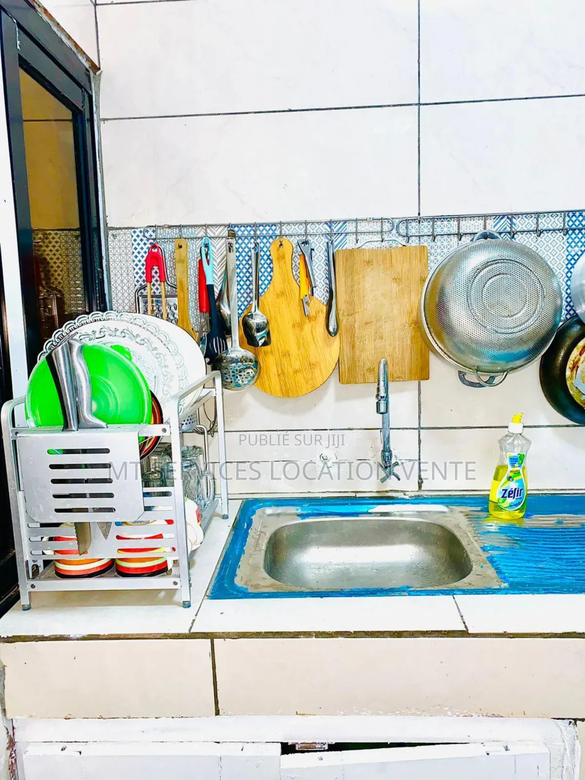 Meublé Studio dans Mt Service Location, Cocody à Louer