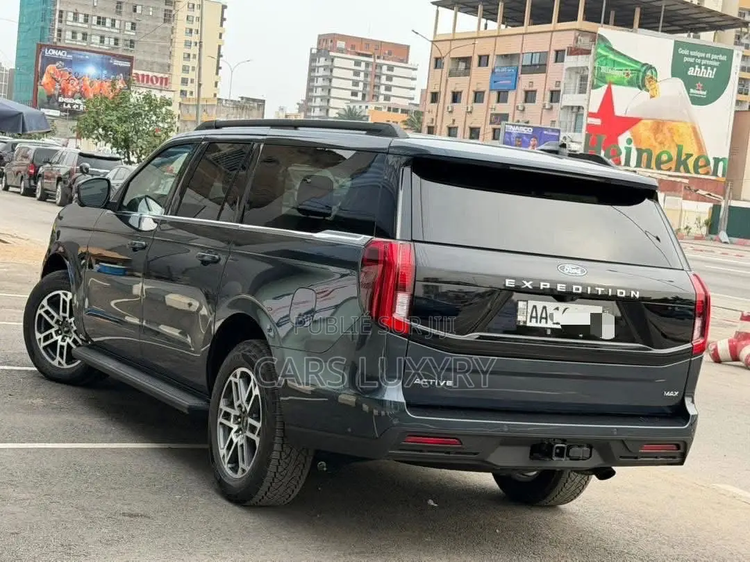 Ford Expedition Max Active 4x4 2025 Noir