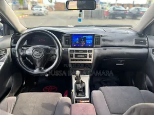 Toyota Corolla LE 2004 Bleu