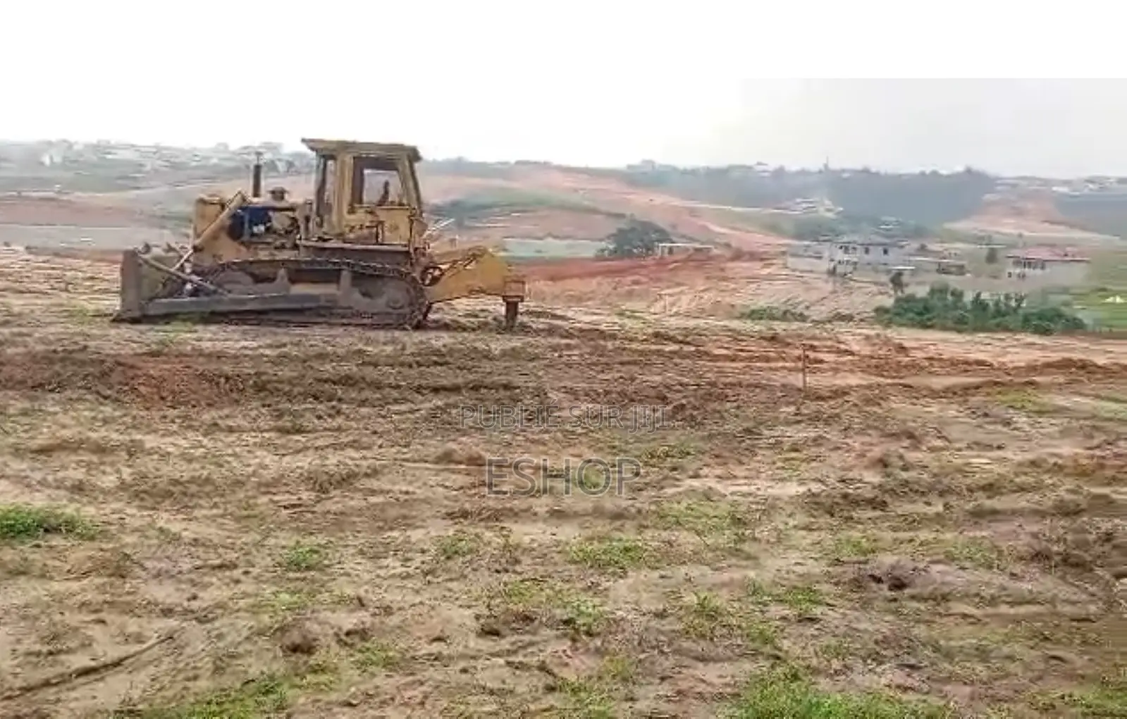 Ilot De 24 Terrains De 300 M2