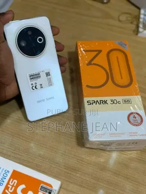 Nouveau Tecno Camon 30 256 GB Bleu