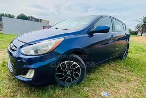 Hyundai Accent 2018 Bleu