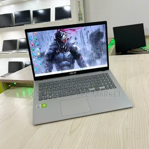 Nouveau Asus VivoBook S550CM 8GB Intel Core i7 SSD 256GB