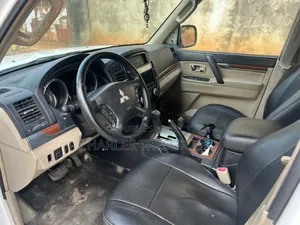 Mitsubishi Pajero V80 3.0 VR-I 2013 Blanc