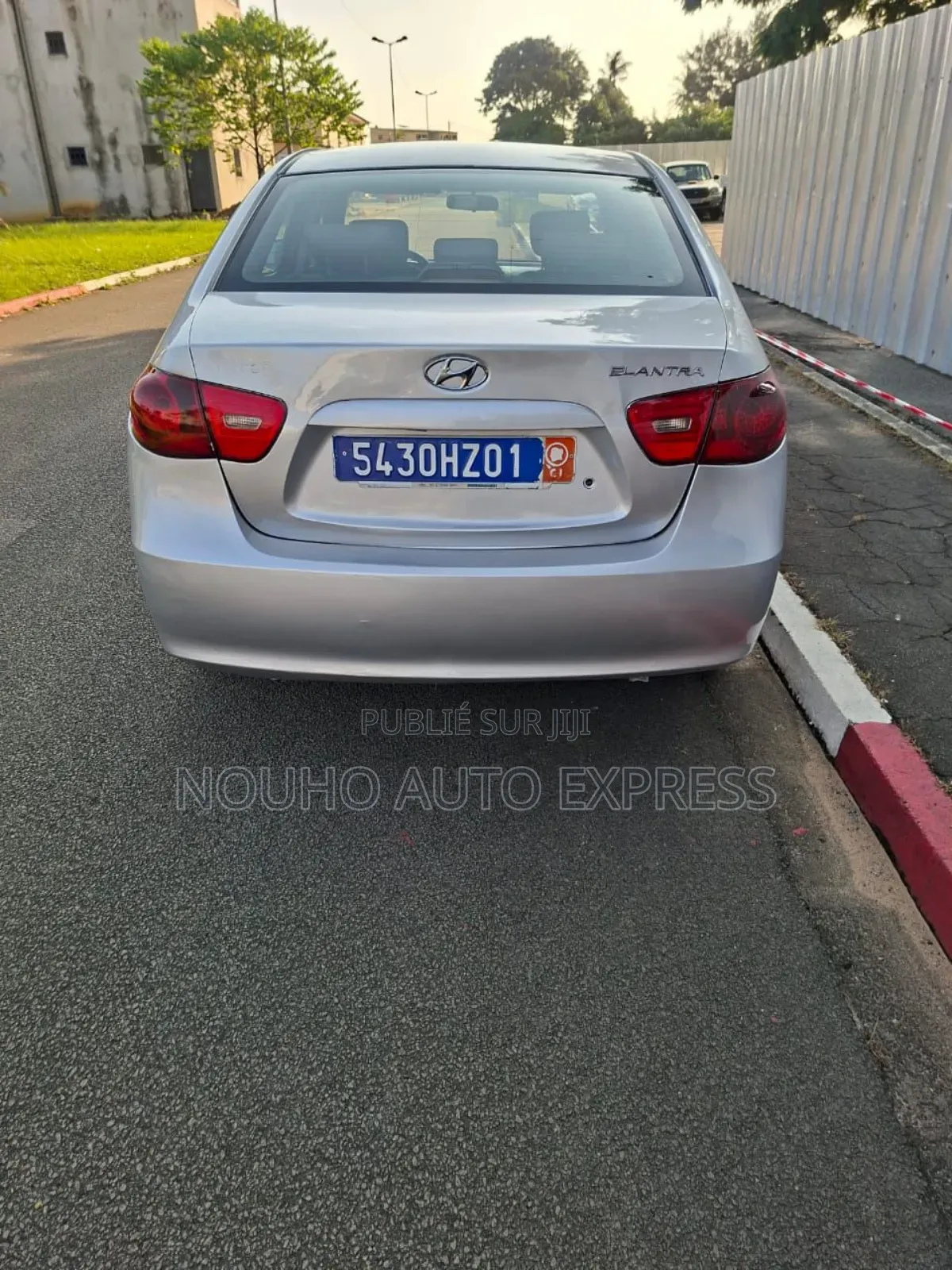 Hyundai Elantra 2010 Gris