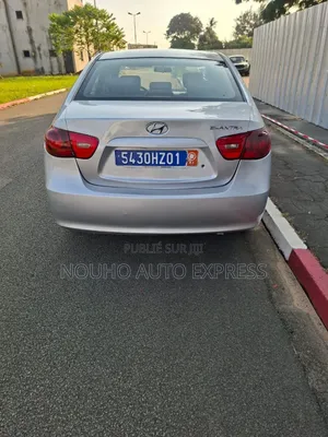 Hyundai Elantra 2010 Gris