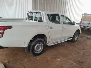 Mitsubishi L200 2018 Blanc